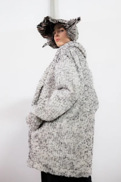 Look 5